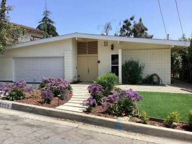 Main picture of 2069 Ahlin Dr