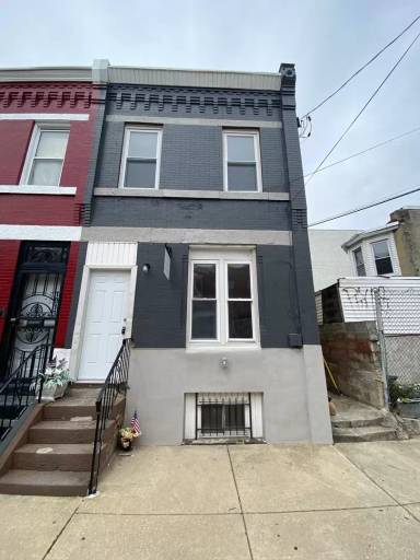 Main picture of 1921 Fontain St