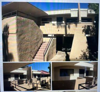 Main picture of 675 N Los Felices Cir W
