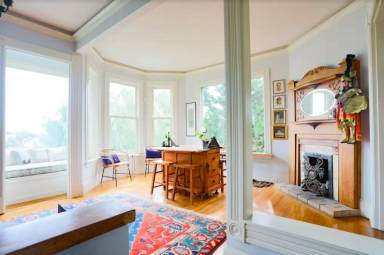 Main picture of 106 Surrey St