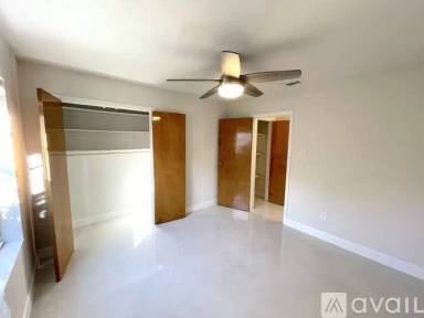 Main picture of 824 Peppertree Ct