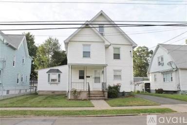 Main picture of 85 Leete St