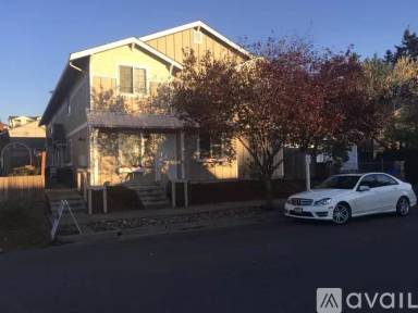Main picture of 4707 S Puget Sound Ave
