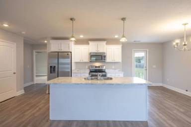 Main picture of 7020 White Pine Ave