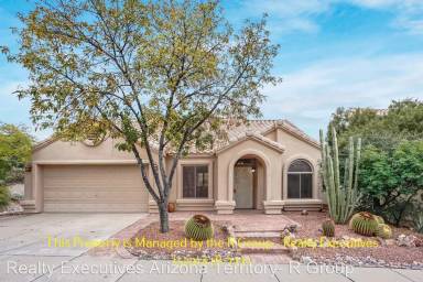 Main picture of 11776 N Labyrinth Dr