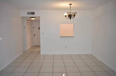 Main picture of 4384 NW 9th Ave