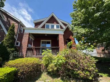 Main picture of 1316 Justine St