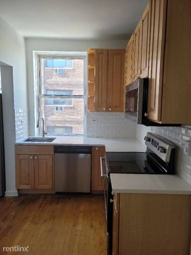 Main picture of 506-18 W Deming Pl