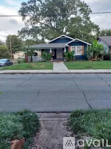 Main picture of 421 Owen Ave