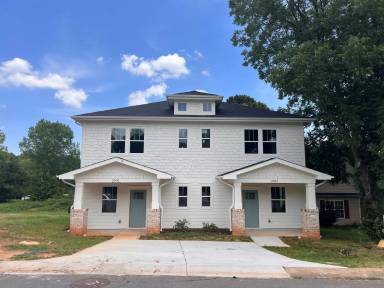 Main picture of 2915 Ross Ave