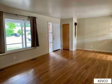 Main picture of 1044 Montview Rd