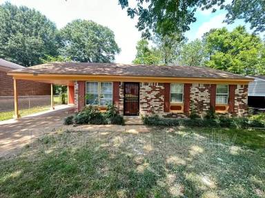 Main picture of 3304 Sweet Springs Dr