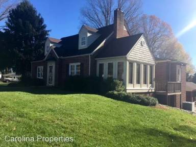 Main picture of 342 Forest Hill Dr