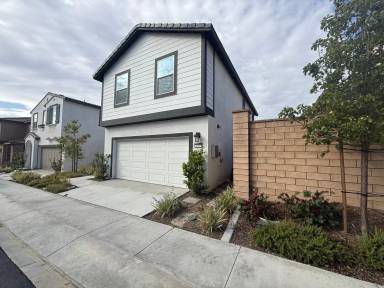 Main picture of 30315 Brittle Brush St