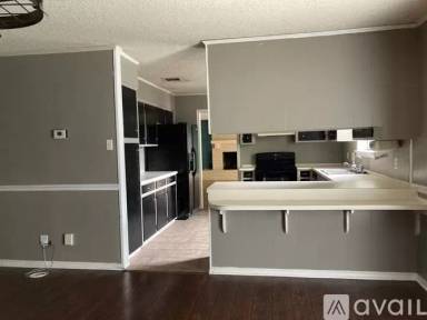 Main picture of 33 Yester Oaks Dr