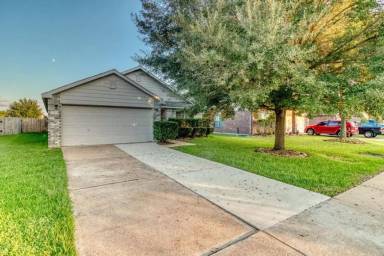 Main picture of 1319 Emilee Ct