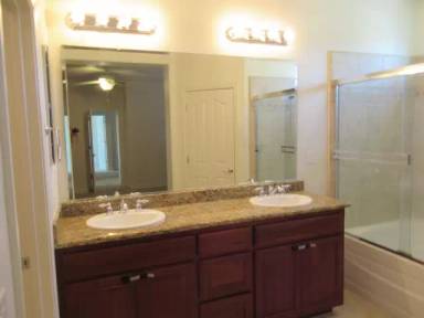Main picture of 2336 Donner Pass Ave