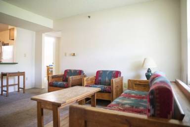 Main picture of College Park Condominiums