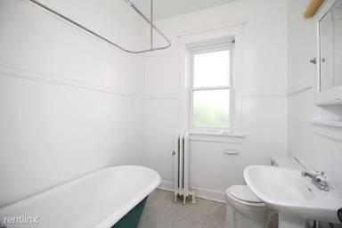 Main picture of 1437 W Carmen Ave
