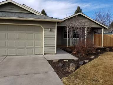 Main picture of 518 SW Forest Grove Dr