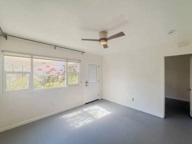 Main picture of 4421 Park Blvd
