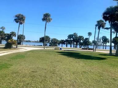 Main picture of 730 S Beach St