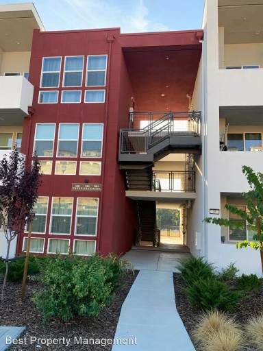 Main picture of 2500 Wildflower Station Pl