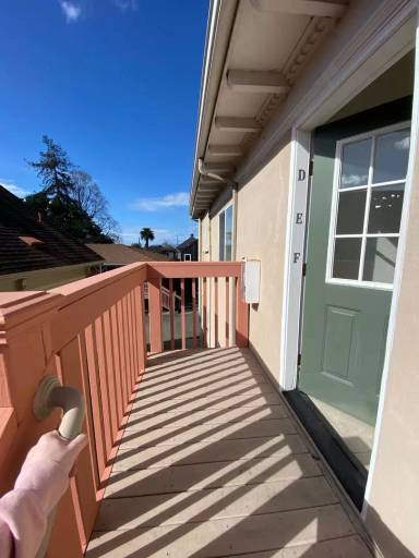 Main picture of 1426 Henry St