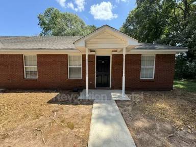 Main picture of 733 Stallings Rd