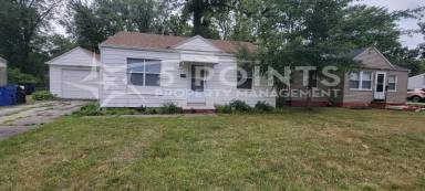 Main picture of 2016 N Green Rd