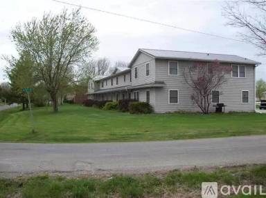 Main picture of 1615 N 6th Ave