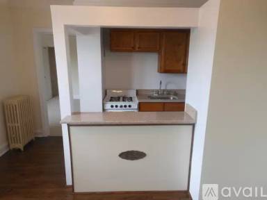 Main picture of 317 S Oak Park Ave