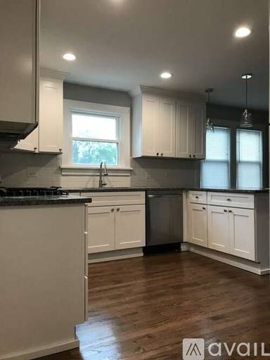 Main picture of 947 Burton Ave