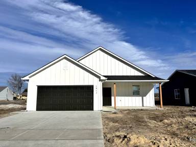 Main picture of 1912 E Village Estates Dr