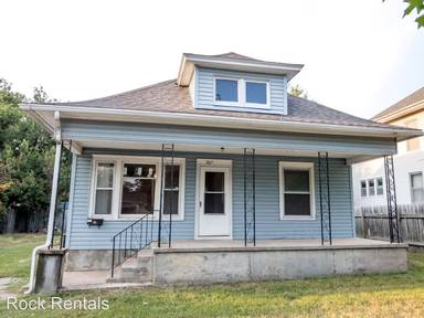 Main picture of 307 E 11th Ave