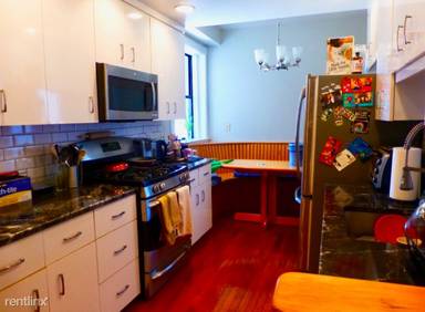 Main picture of 1038 Beacon St