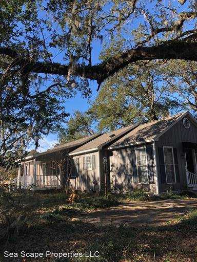 Main picture of 143 Hollis Ln