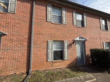 Main picture of 1101 W Parkway Ave