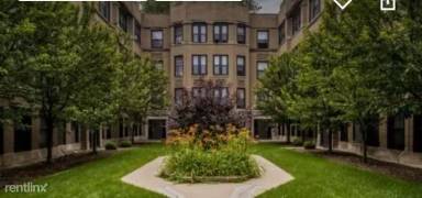 Main picture of 5612 S Wabash Ave