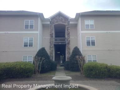 Main picture of 100 Campus Walk Trl