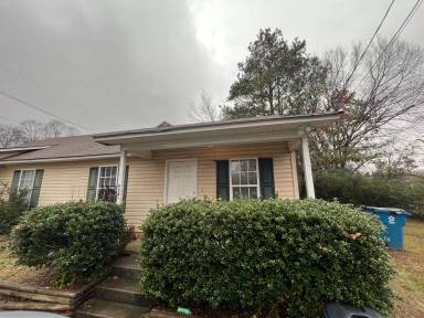 Main picture of 95 Bruce St