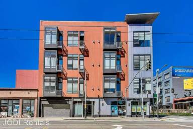 Main picture of 200 Townsend St Apartments