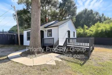 Main picture of 1104 1/2 Linwood Rd