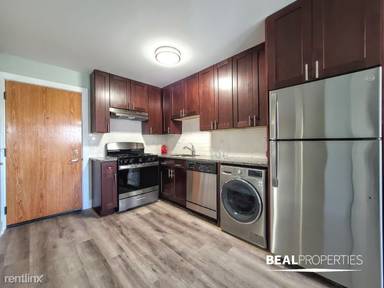 Main picture of N Saint Johns Ct