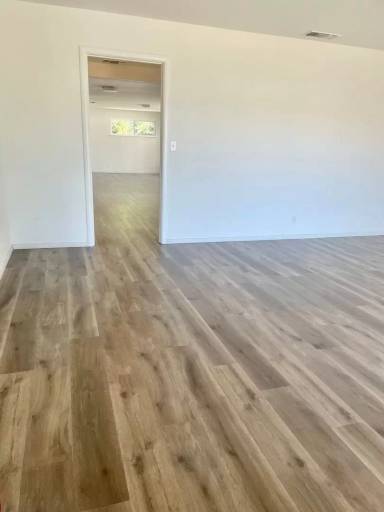 Main picture of 5660 Bradd Way