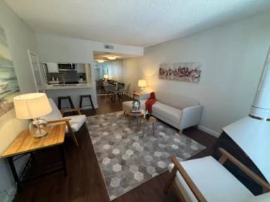 Main picture of 4008 Holland Ave