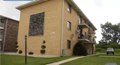 Main picture of 17735 Park Blvd
