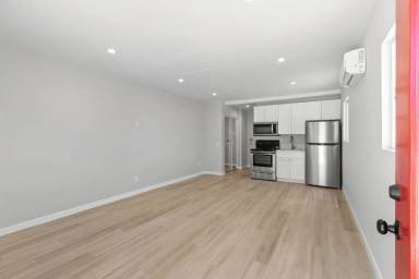 Main picture of 815 18th St