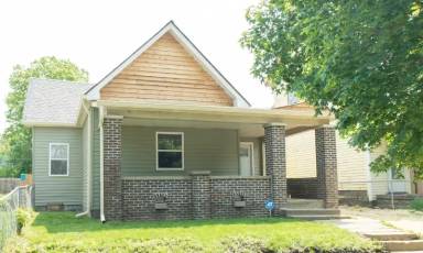 Main picture of 237 N Tacoma Ave