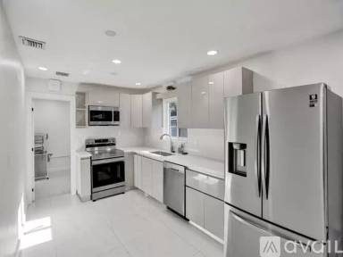 Main picture of 131 NW 72nd Way